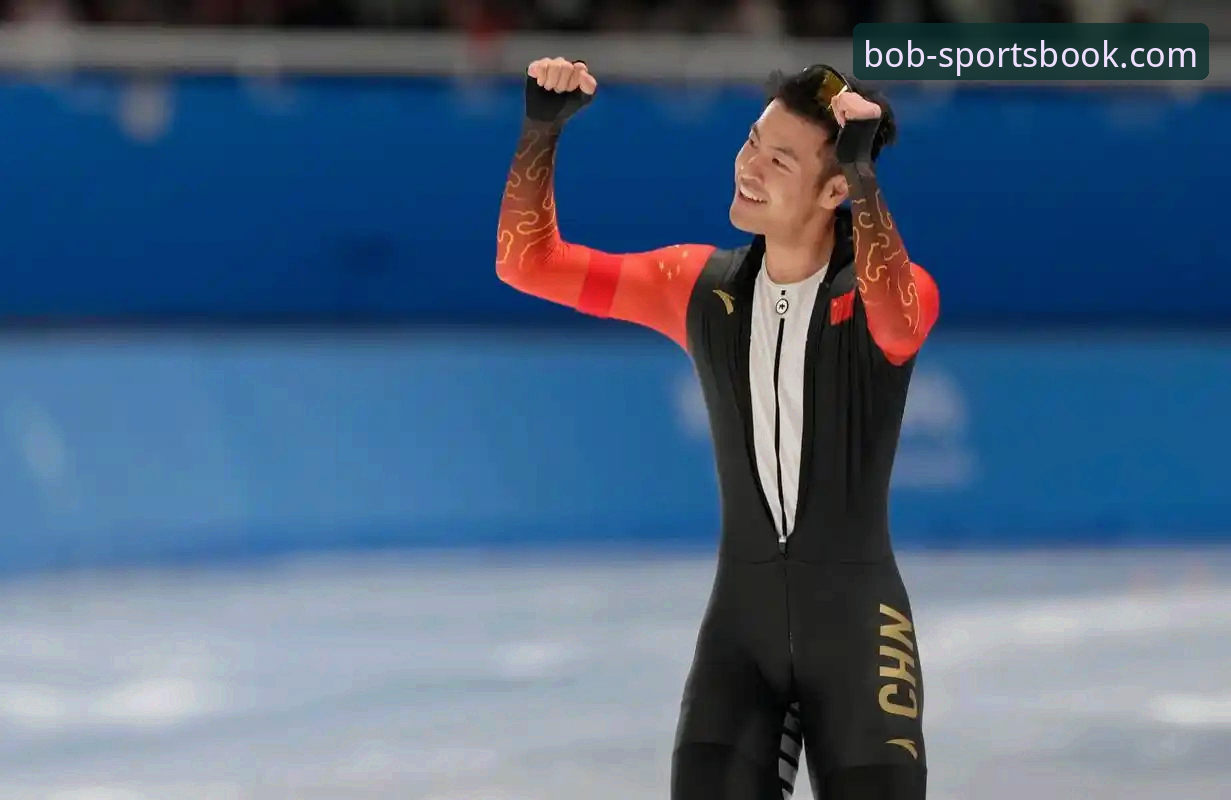 bob体育网页登录 3个关键瞬间,解码宁忠岩米兰冬奥破纪录夺金背后的创新突破